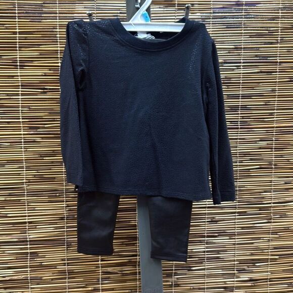 Splendid Girls' Gunmetal Hearts Top & Pants - Baby Size 12-18 M - Picture 2 of 3